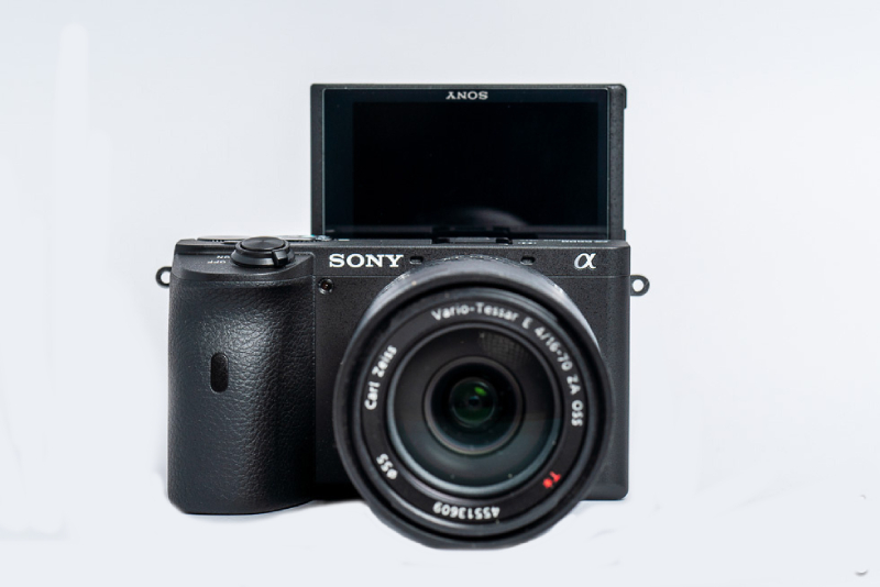 Sony A6600 Review: perfect autofocus, long battery life